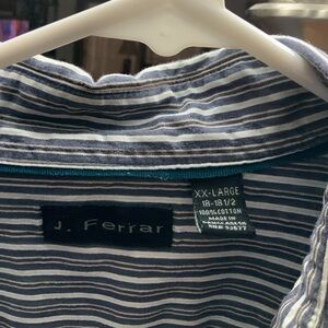 Men’s button up dress shirt